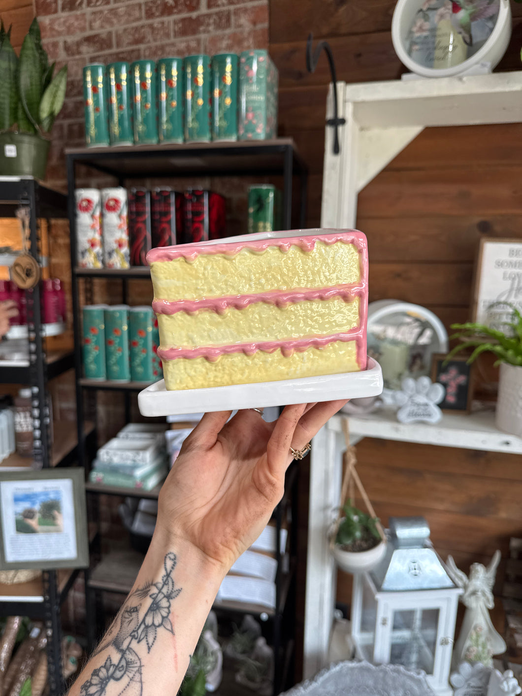 YELLOW & PINK CAKE PLANTER WITH DRAINAGE