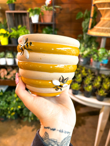3.5” or 4.5” BEE HIVE POT